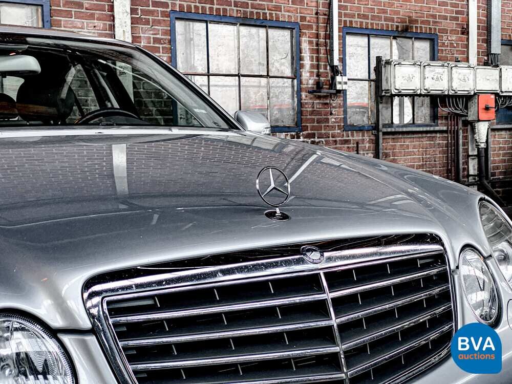 Mercedes-Benz E2803.0 V6 E-Klasse 231 PS 2007 -Org. NL-, 18-TT-NX.