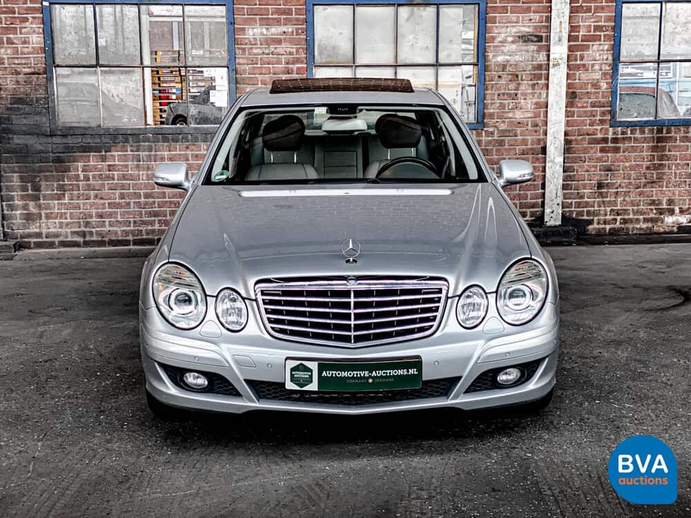 Mercedes-Benz E2803.0 V6 E-Klasse 231 PS 2007 -Org. NL-, 18-TT-NX.