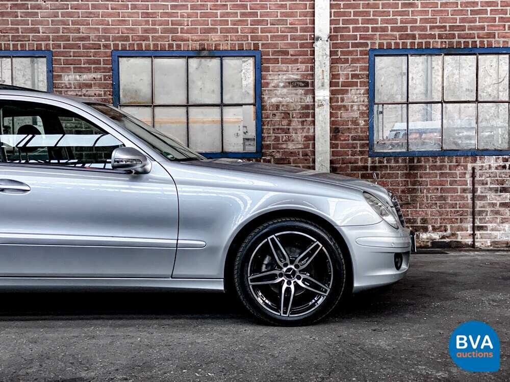 Mercedes-Benz E2803.0 V6 E-Klasse 231 PS 2007 -Org. NL-, 18-TT-NX.