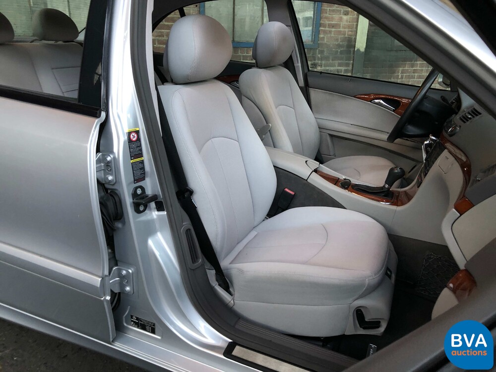 Mercedes-Benz E2803.0 V6 E-Klasse 231 PS 2007 -Org. NL-, 18-TT-NX.