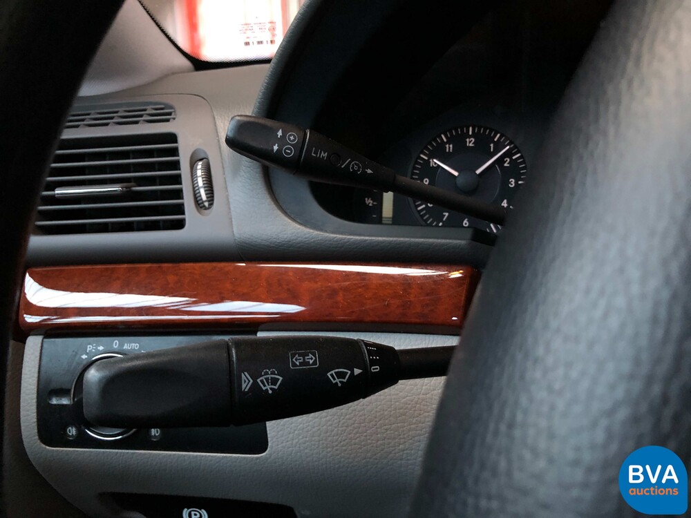 Mercedes-Benz E2803.0 V6 E-Klasse 231 PS 2007 -Org. NL-, 18-TT-NX.