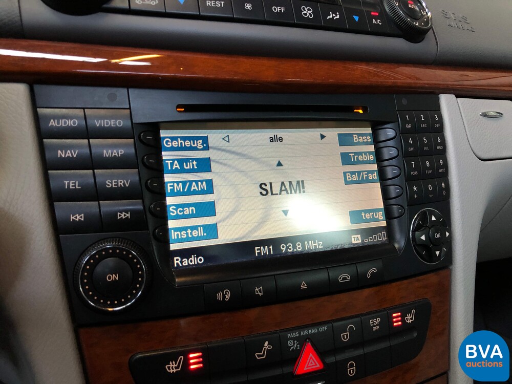 Mercedes-Benz E2803.0 V6 E-Klasse 231 PS 2007 -Org. NL-, 18-TT-NX.