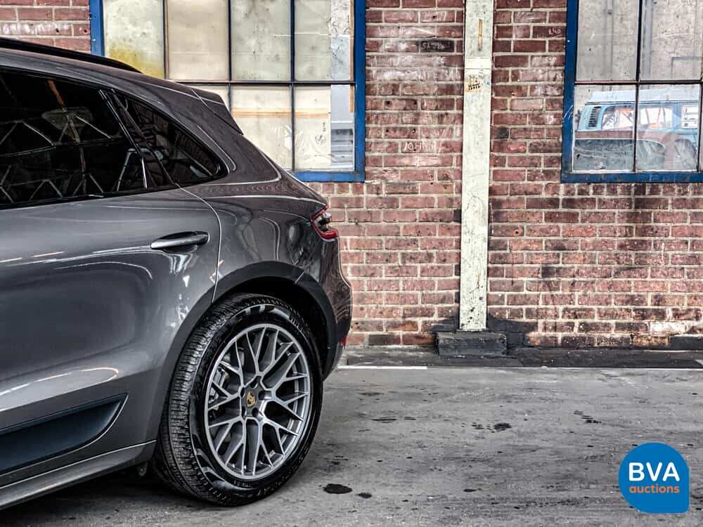 Porsche Macan S3.0 V6 340 PS 2015.