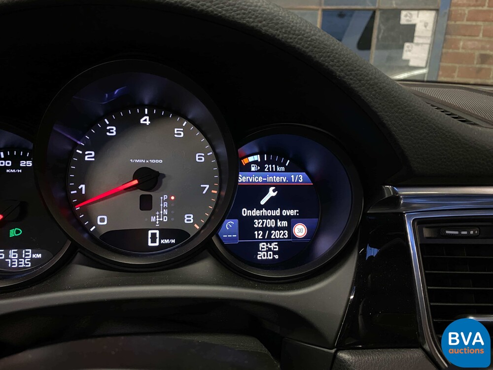 Porsche Macan S3.0 V6 340 PS 2015.