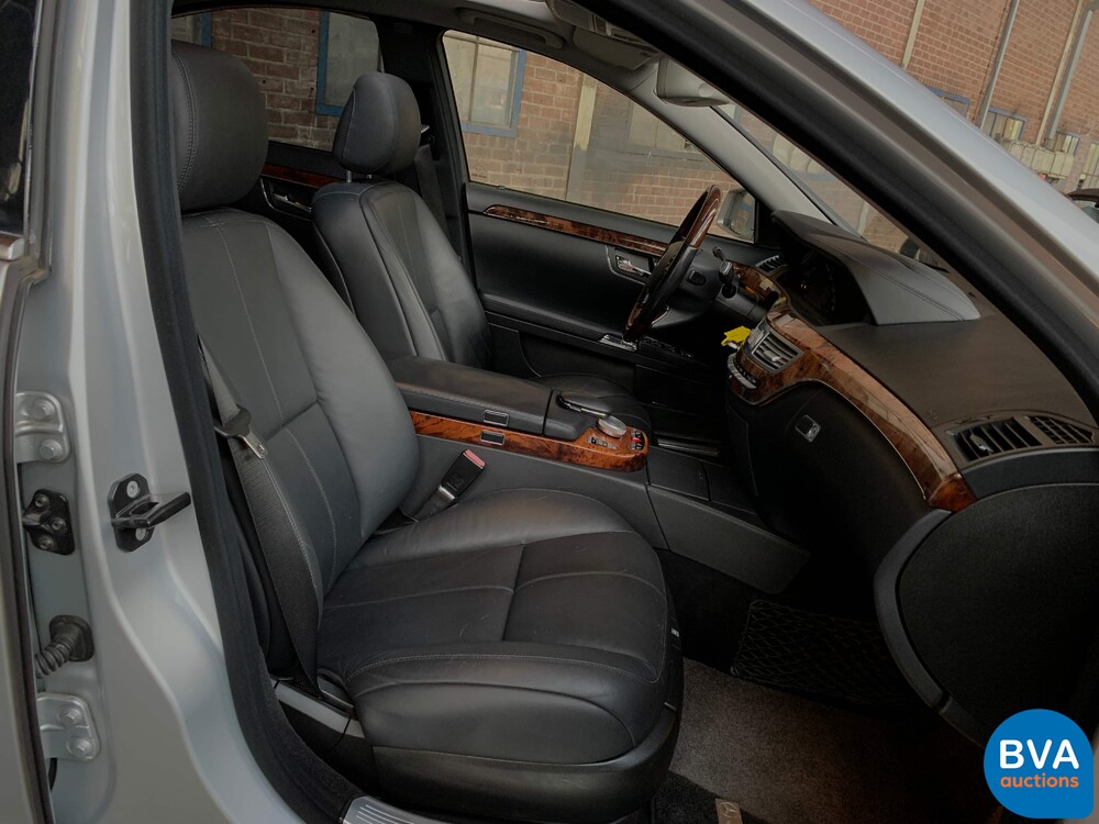 Mercedes-Benz S550 S-Klasse Lang 388 PS 2007.