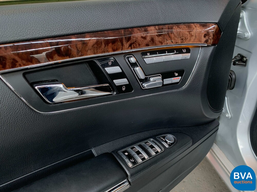 Mercedes-Benz S550 S-Klasse Lang 388 PS 2007.