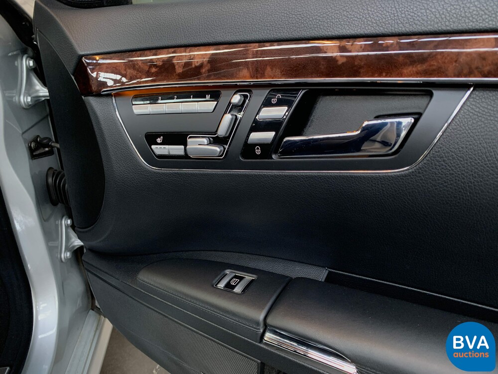 Mercedes-Benz S550 S-Klasse Lang 388 PS 2007.