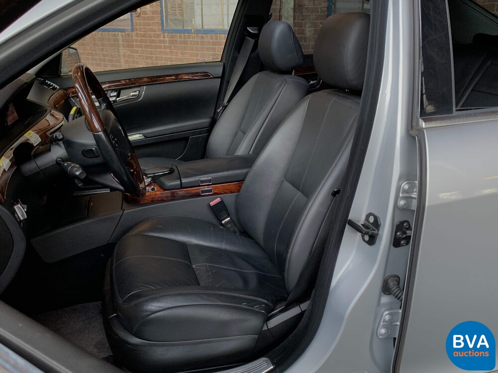 Mercedes-Benz S550 S-Klasse Lang 388 PS 2007.
