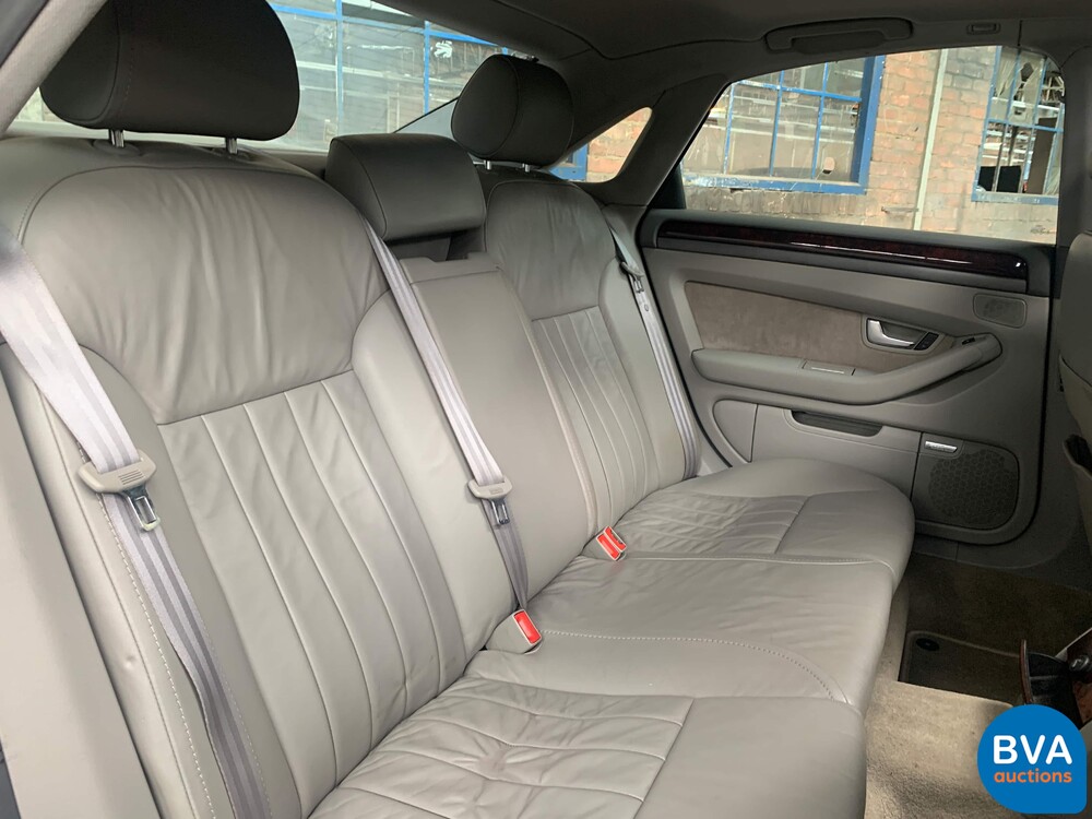Audi A8 3.7 Quattro Exclusive 280 PS 2003, SB-104-T.