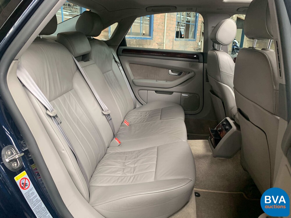 Audi A8 3.7 Quattro Exclusive 280 PS 2003, SB-104-T.