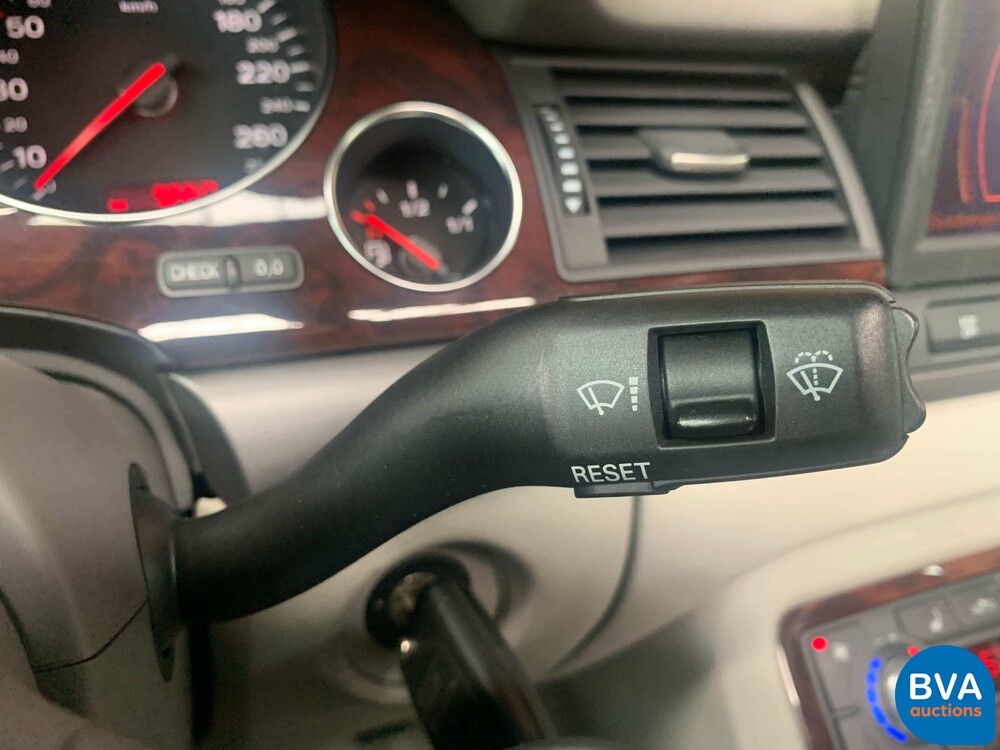 Audi A8 3.7 Quattro Exclusive 280 PS 2003, SB-104-T.