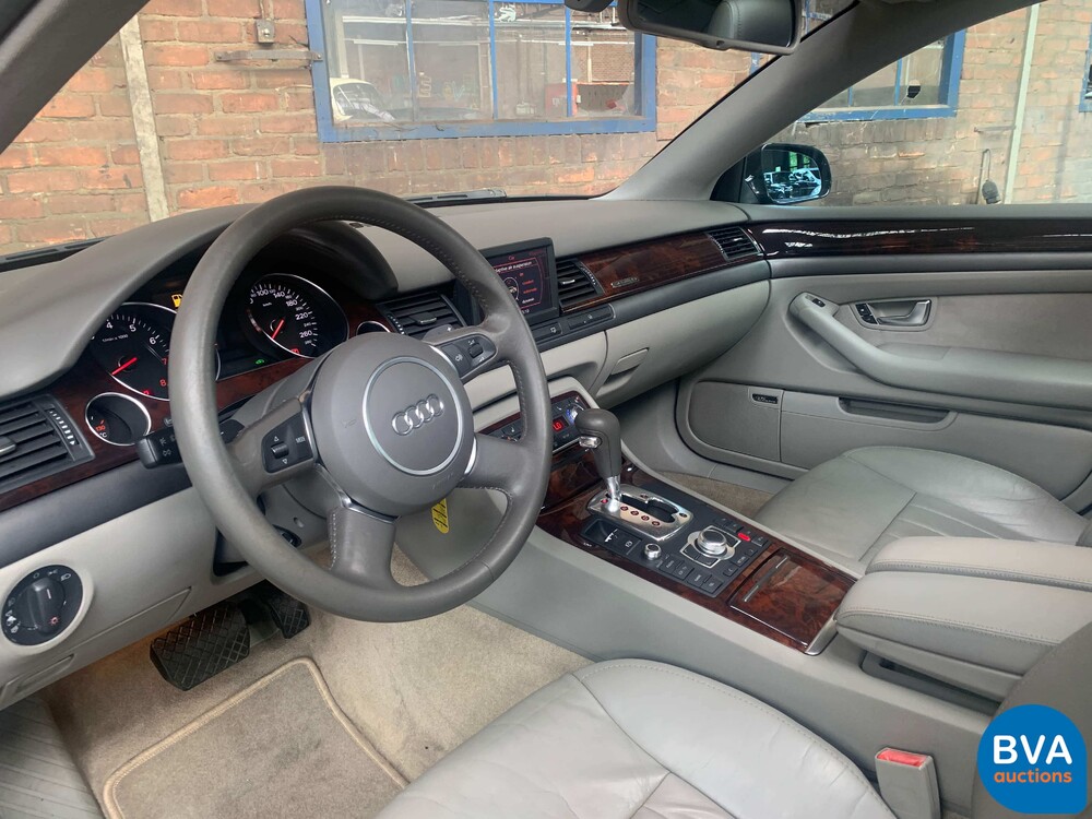 Audi A8 3.7 Quattro Exclusive 280 PS 2003, SB-104-T.