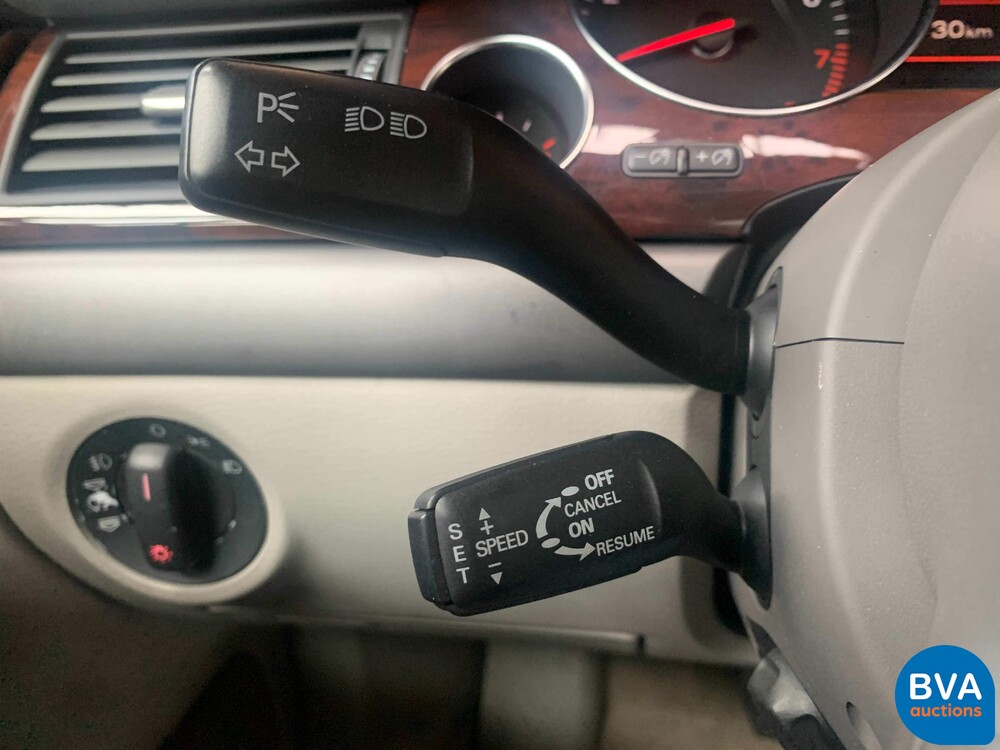 Audi A8 3.7 Quattro Exclusive 280 PS 2003, SB-104-T.