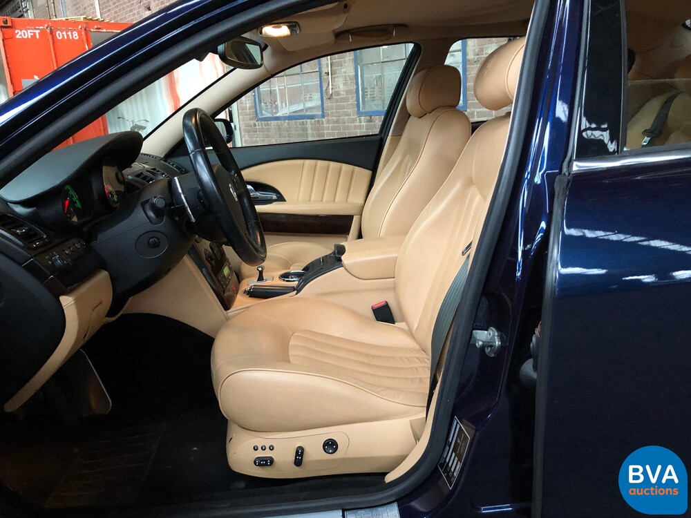 Maserati Quattroporte 4.2 V8 Duo Select 401pk 2005 YOUNGTIMER, 86-ZJF-4.