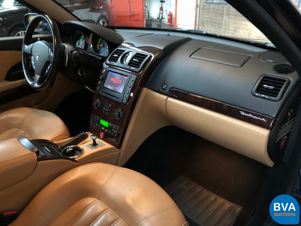 Maserati Quattroporte 4.2 V8 Duo Select 401pk 2005 YOUNGTIMER, 86-ZJF-4.