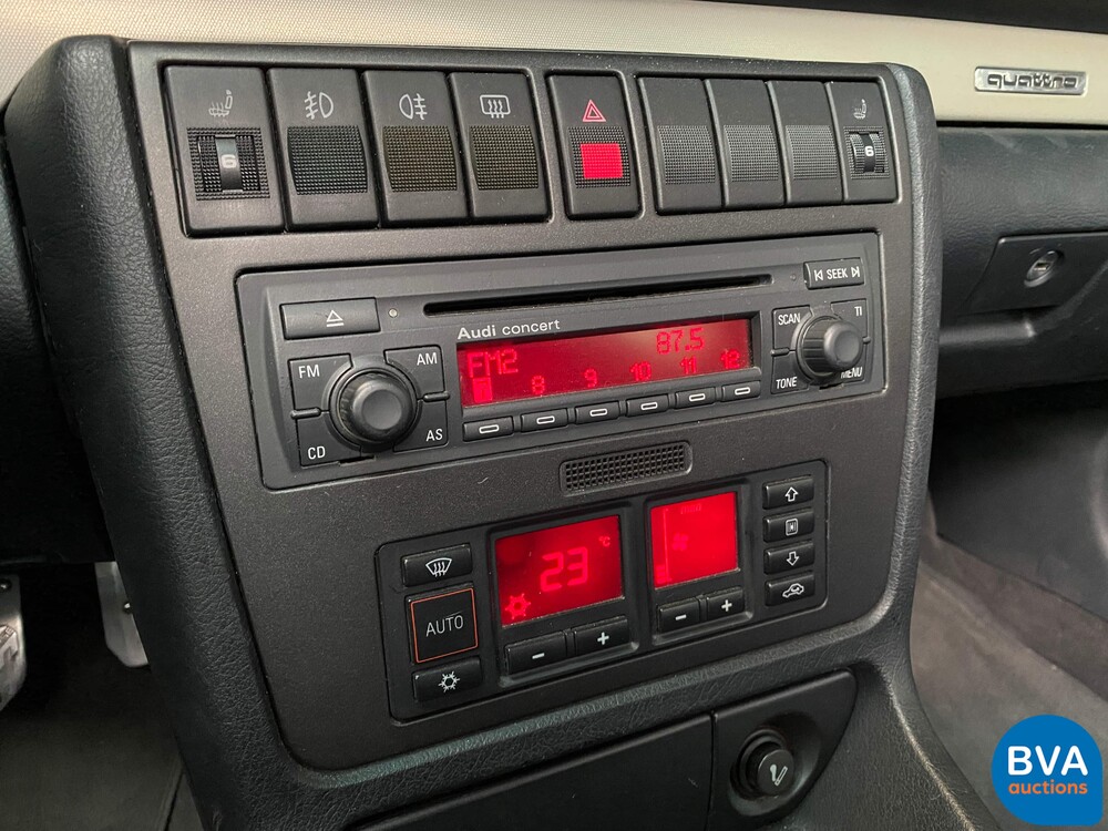 Audi S4 2.7 V6 Quattro Biturbo 265 PS 2002.