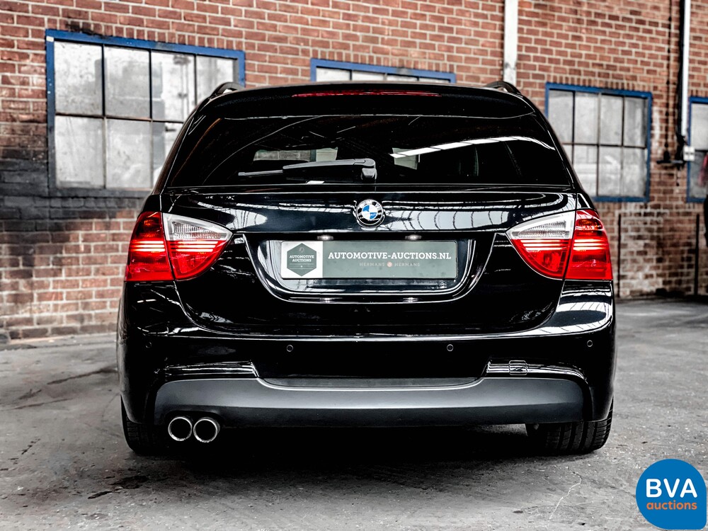 BMW 325i 3.0 Touring 218 PS 2008, H-590-LB.
