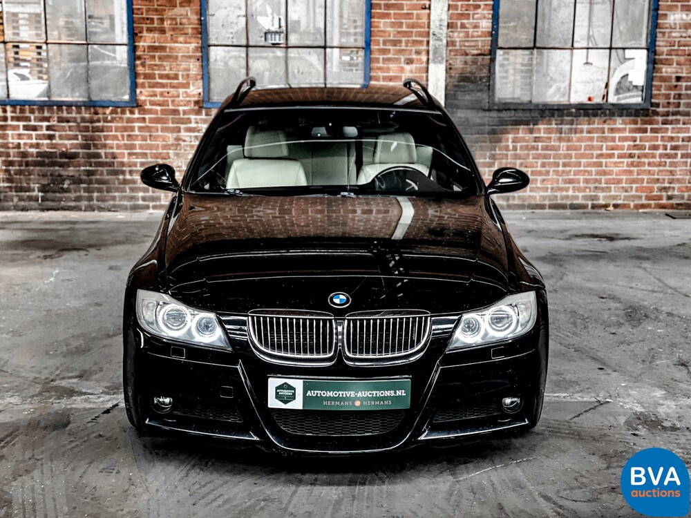BMW 325i 3.0 Touring 218 PS 2008, H-590-LB.