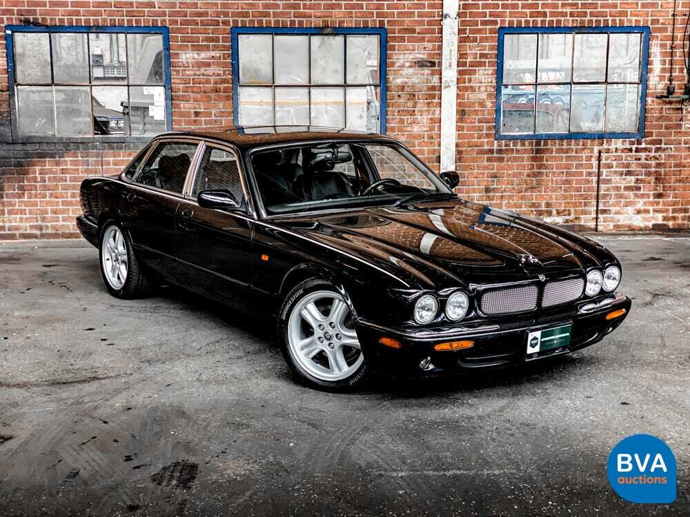 Jaguar XJR V8 363 PS 1998.