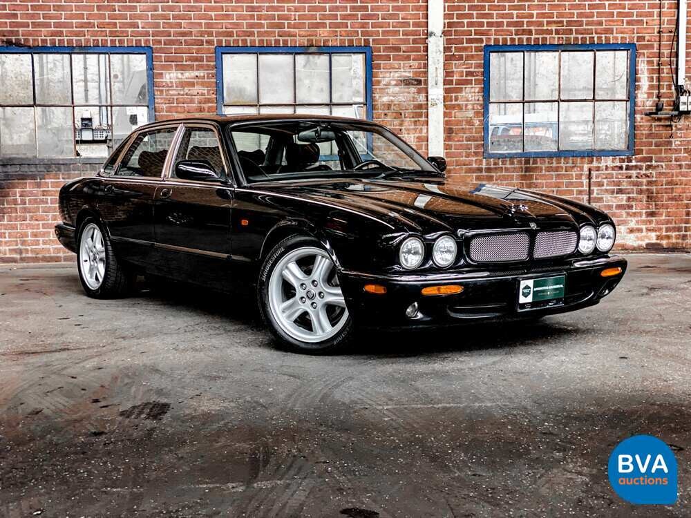 Jaguar XJR V8 363 PS 1998.