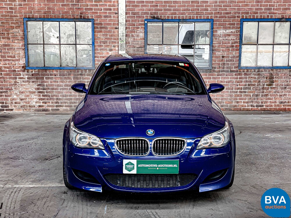 BMW M5 5.0 V10 E60 507pk 5-Serie 2005 -YOUNGTIMER-, J-709-BP.