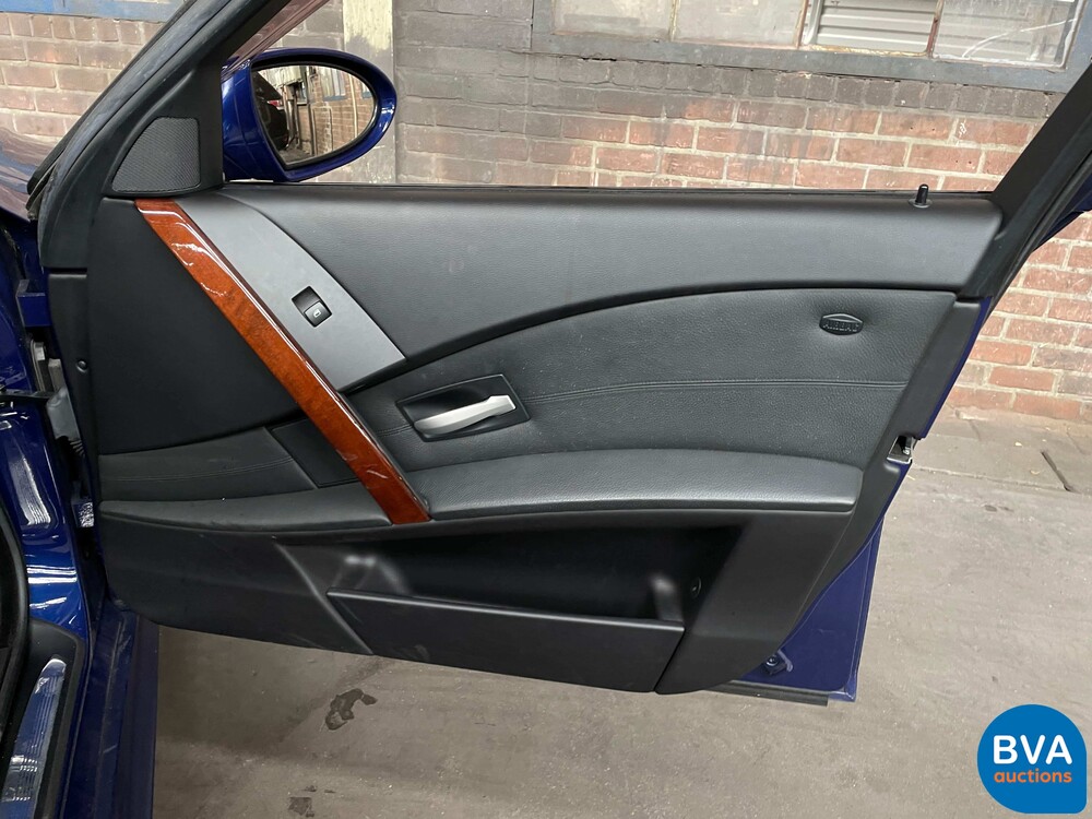 BMW M5 5.0 V10 E60 507pk 5-Serie 2005 -YOUNGTIMER-, J-709-BP.