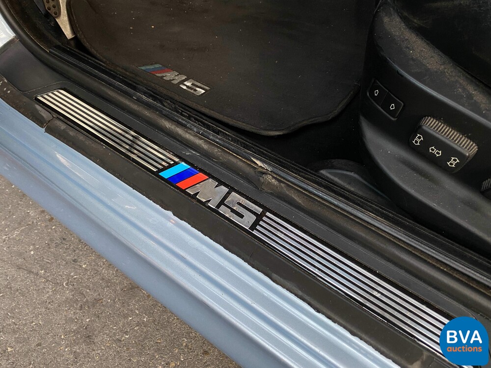 BMW M5 E39 Limousine 400PS 5er 2000 -Org. Niederländisch, 99-DZ-VZ.