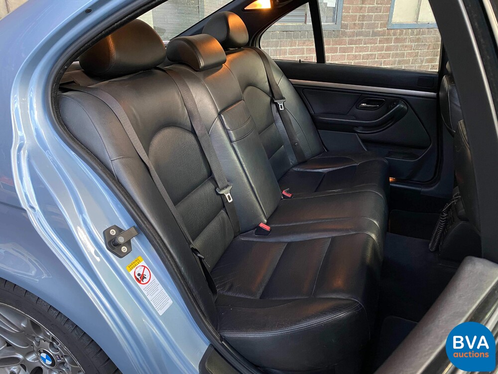 BMW M5 E39 Limousine 400PS 5er 2000 -Org. Niederländisch, 99-DZ-VZ.