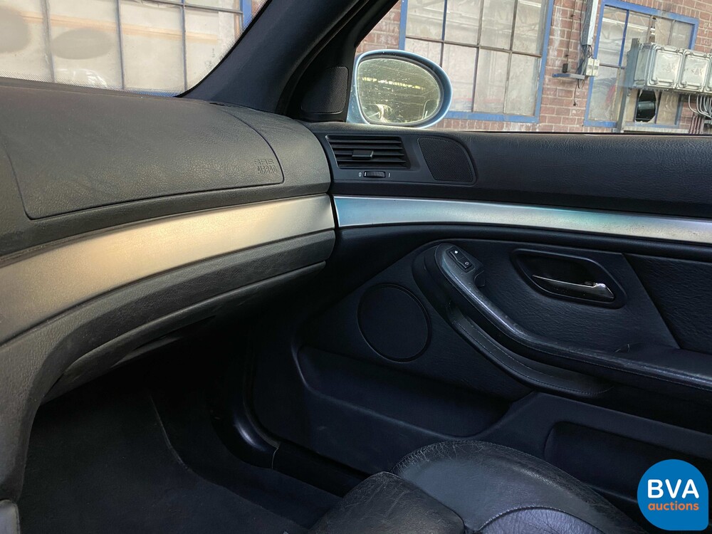 BMW M5 E39 Limousine 400PS 5er 2000 -Org. Niederländisch, 99-DZ-VZ.