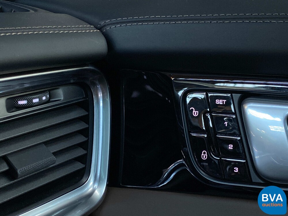 Porsche Panamera2.9 V6 Bi-Turbo Plug-In Hybrid PDK 462pk Sport-Chrono 2018.