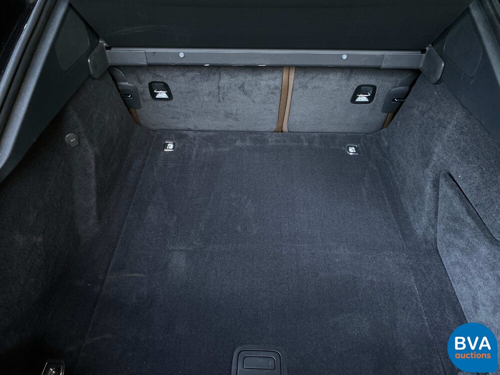 Porsche Panamera2.9 V6 Bi-Turbo Plug-In Hybrid PDK 462pk Sport-Chrono 2018.