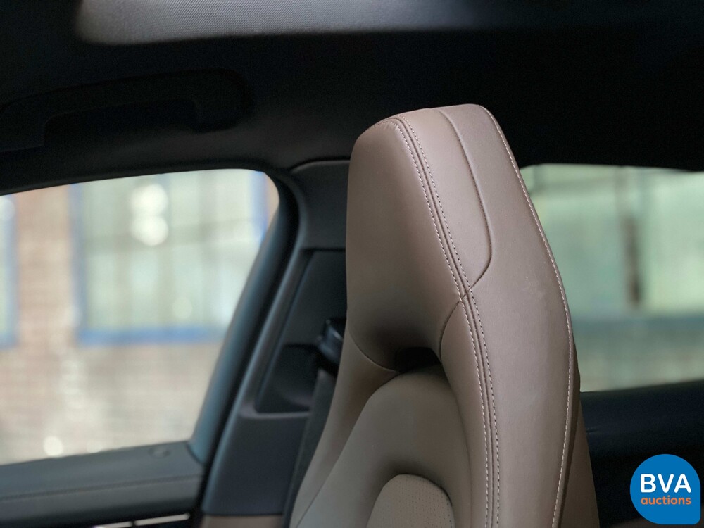 Porsche Panamera2.9 V6 Bi-Turbo Plug-In Hybrid PDK 462pk Sport-Chrono 2018.