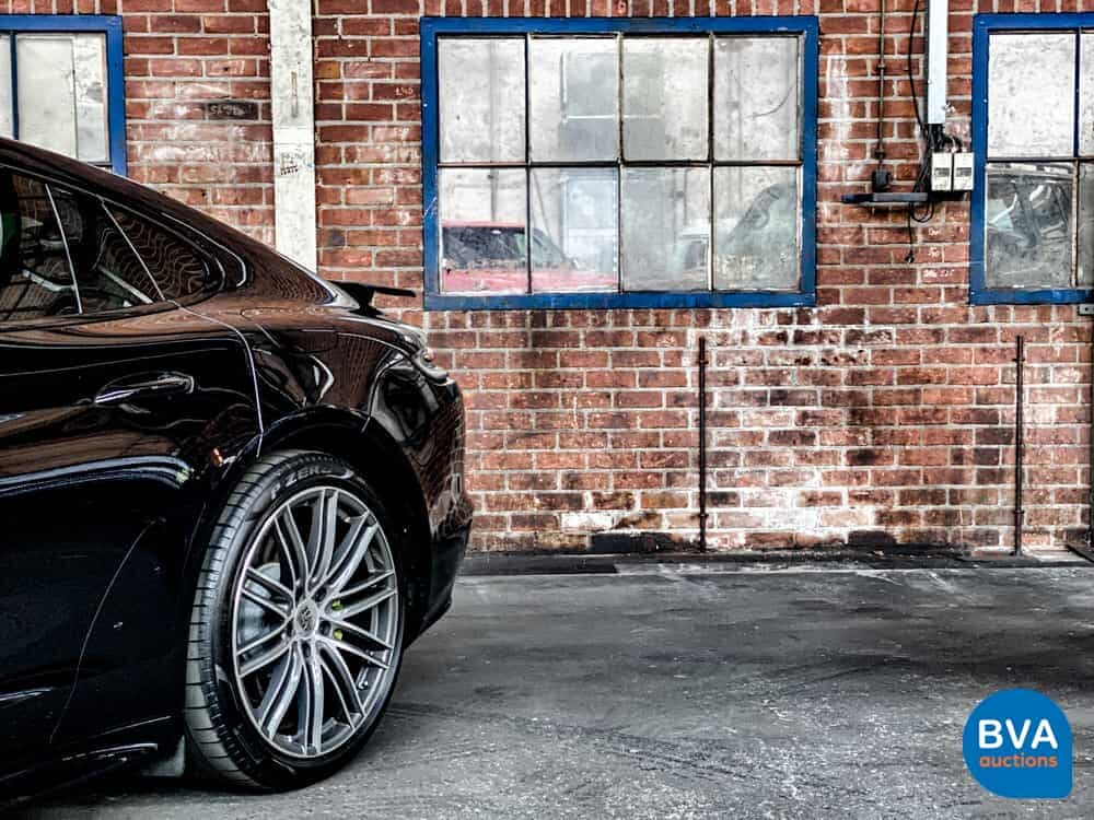 Porsche Panamera2.9 V6 Bi-Turbo Plug-In Hybrid PDK 462pk Sport-Chrono 2018.