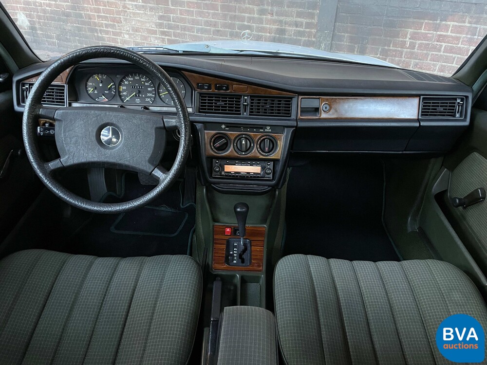 Mercedes-Benz 190E 102 PS W201 1986, 13-JHX-2.