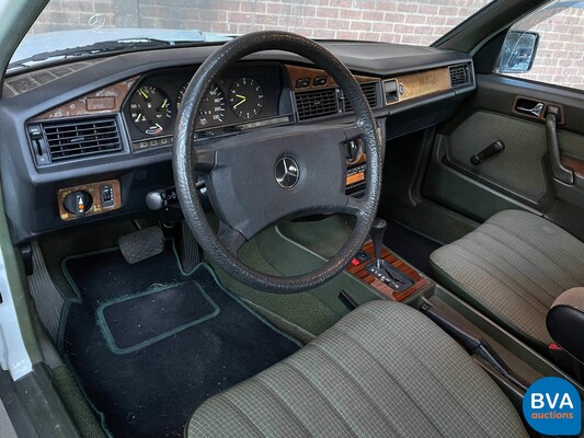 Mercedes-Benz 190E 102hp W201 1986, 13-JHX-2.