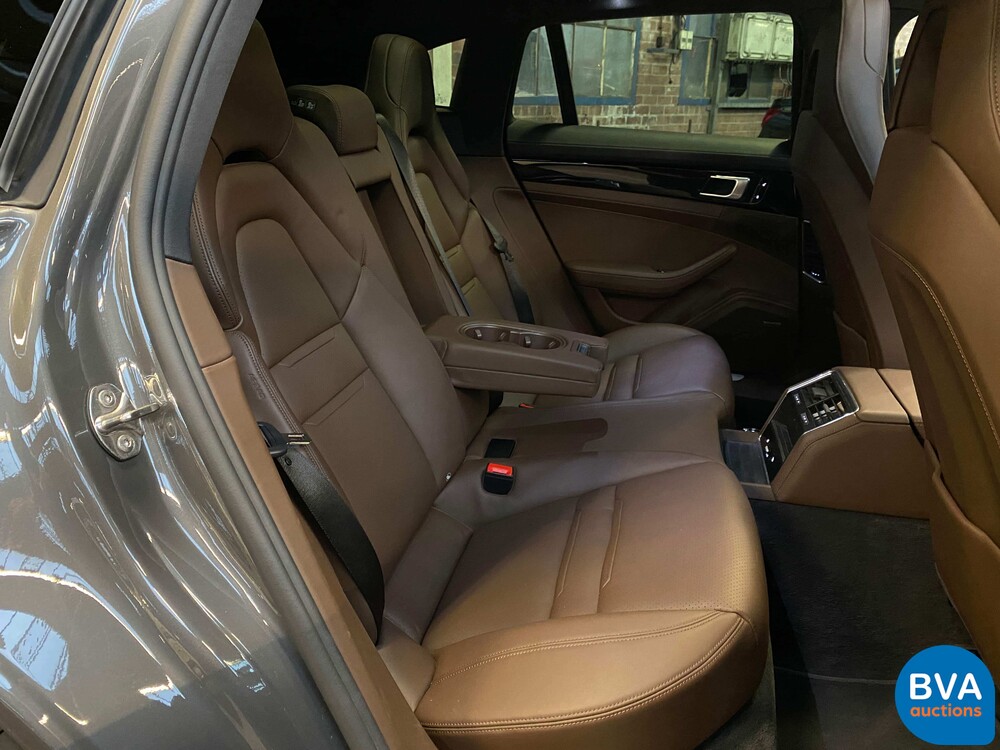 Porsche Panamera Sport Turismo 2.9 4 E-Hybrid 462 PS 2018 Sport Chrono Plug-In-Hybrid, H-318-HT.