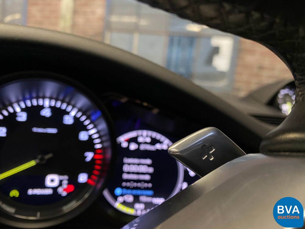 Porsche Panamera Sport Turismo 2.9 4 E-Hybrid 462 PS 2018 Sport Chrono Plug-In-Hybrid, H-318-HT.