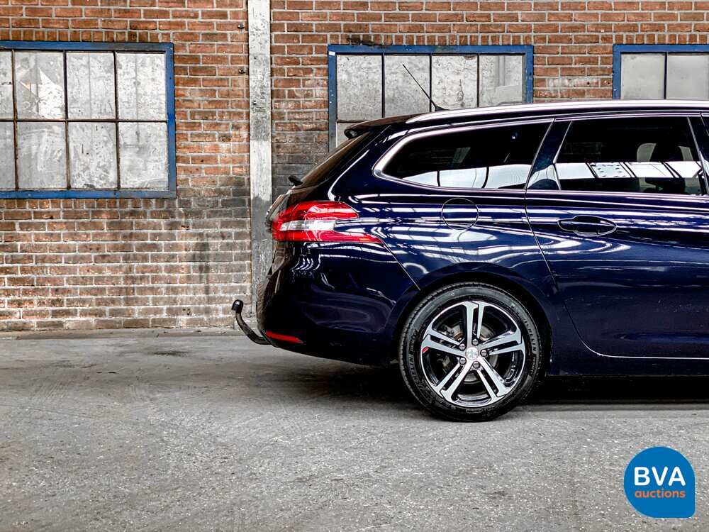 Peugeot 308 SW1.6 BlueHDI Blue Lease Executive 120 PS 2015 -Org. NL-, HP-621-B.