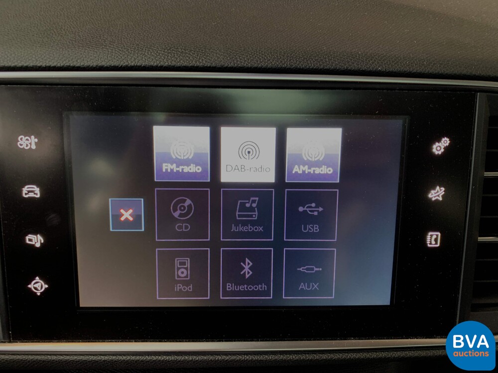 Peugeot 308 SW1.6 BlueHDI Blue Lease Executive 120 PS 2015 -Org. NL-, HP-621-B.