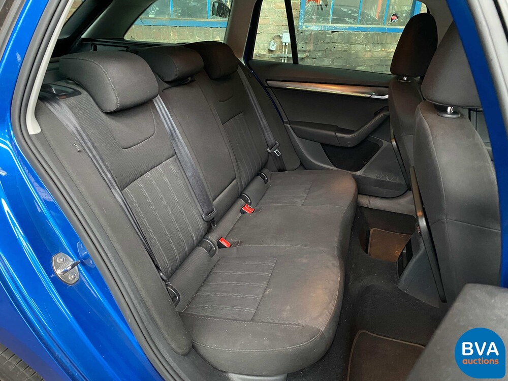 Skoda Octavia Kombi 1.6 TDI Greentech Style Business 116pk 2017 -Org NL-, PG-733-H.