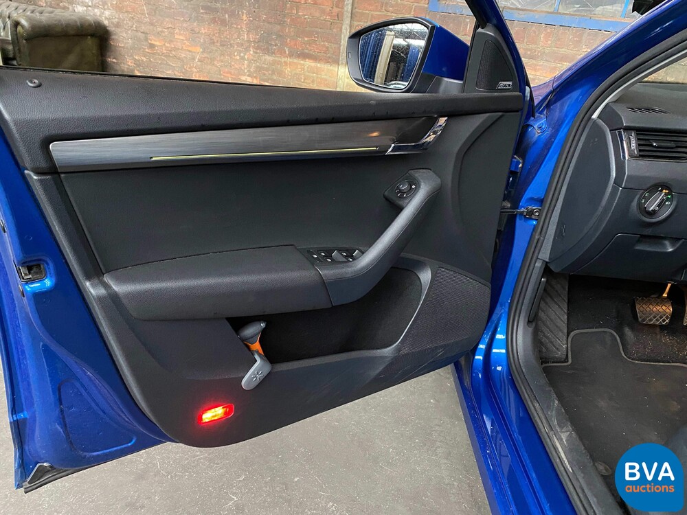 Skoda Octavia Kombi 1.6 TDI Greentech Style Business 116pk 2017 -Org NL-, PG-733-H.