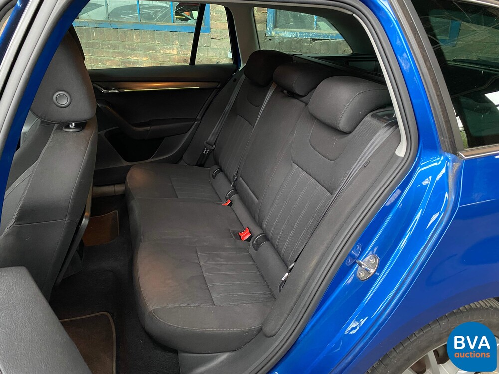 Skoda Octavia Kombi 1.6 TDI Greentech Style Business 116pk 2017 -Org NL-, PG-733-H.