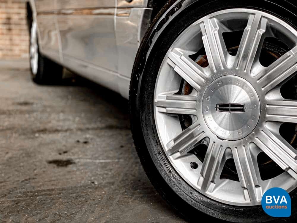 Lincoln Town Car Signature L4.6 V8 Extended 2008, 06-ZP-HH.