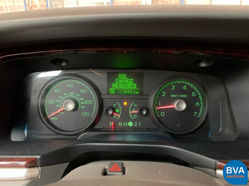 Lincoln Town Car Signature L4.6 V8 Extended 2008, 06-ZP-HH.