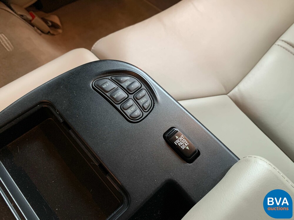 Lincoln Town Car Signature L4.6 V8 Extended 2008, 06-ZP-HH.