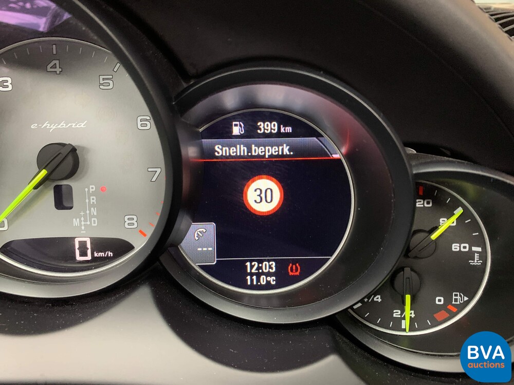 Porsche Cayenne S E-Hybrid 3.0 Sportchrono 416pk 2015 -Org NL-, HV-422-F.