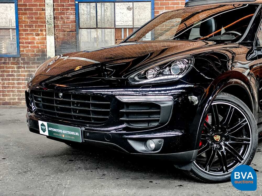 Porsche Cayenne S E-Hybrid 3.0 Sportchrono 416pk 2015 -Org NL-, HV-422-F.