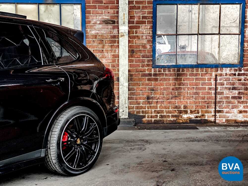 Porsche Cayenne S E-Hybrid 3.0 Sportchrono 416pk 2015 -Org NL-, HV-422-F.