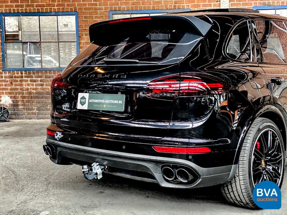 Porsche Cayenne S E-Hybrid 3.0 Sportchrono 416pk 2015 -Org NL-, HV-422-F.