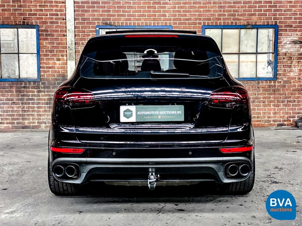 Porsche Cayenne S E-Hybrid 3.0 Sportchrono 416pk 2015 -Org NL-, HV-422-F.